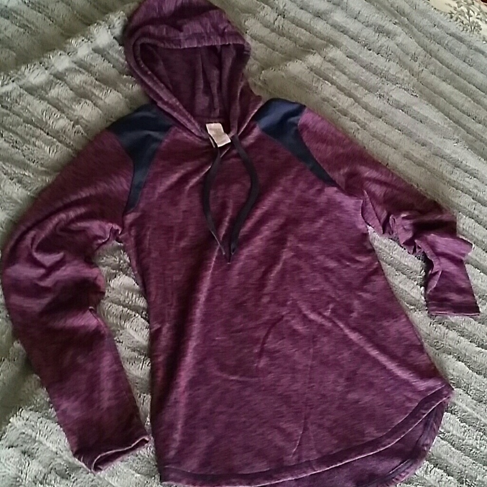 DANSKIN NOW pull over hoodie sz. M